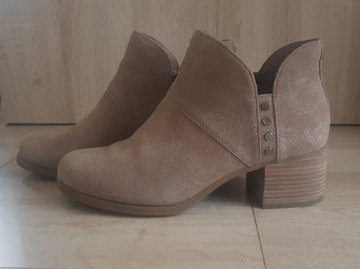 Botki damskie UGG Koolaburra Sofiya r. 38