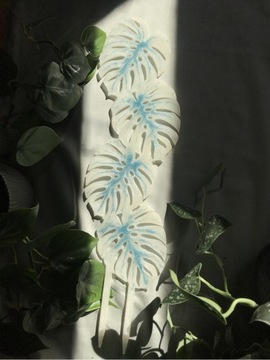 Podpórka do roślin monstera biało niebieska