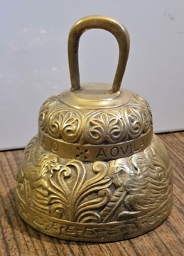 Stary mosiężny dzwonek z mosiądzu