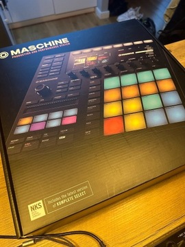 Sampler Native Instruments Maschine MK3