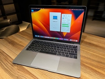 MacBook Air 1.6 GHz i5 + Hyper Drive Duo Hub