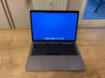 MacBook Pro 13 2017 3,1GHz 8GB 512 SSD Touch Bar