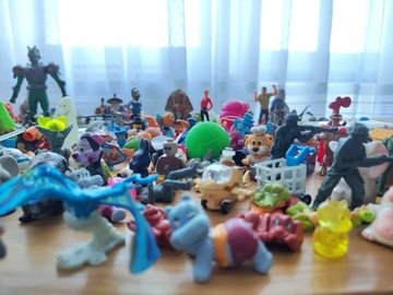 Figurki i zabawki - ponad 300 sztuk