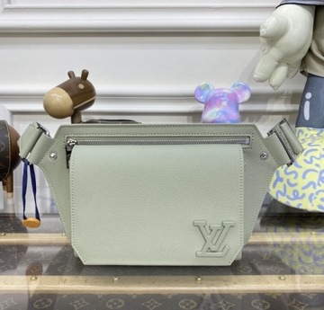 Nerka firmy Louis Vuitton w kolorze pistacjowym