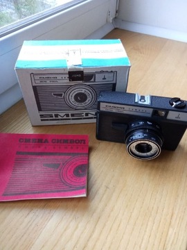 analogowy aparat fotograficzny smena  Symbol  lomo  t43