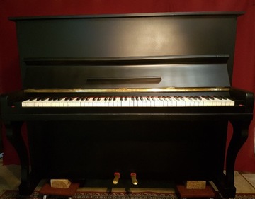 Pianino LEGNICA numer seryjny 19002