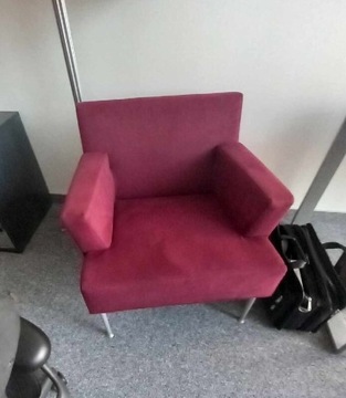 Fotel biurowy kolor bordowy