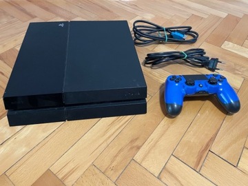 PlayStation 4 + Pad + Kable