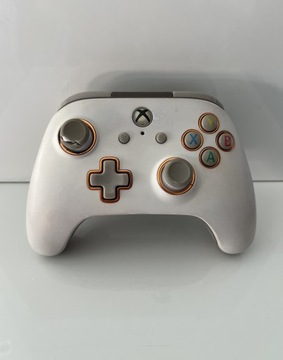 PowerA Fusion Pro Wired Xbox One Controller Biały