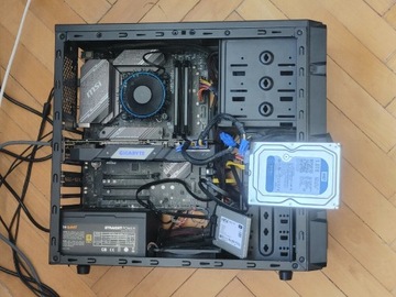 Komputer PC RTX 2070, I5-12400F, 32GB DDR5. GAMING