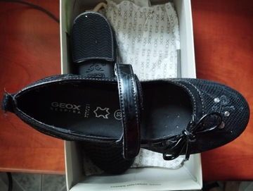 Eleganckie czarne buty nowe rozm. 33 czarne