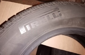 Opona Pirelli 