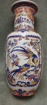 14. Porcelanowy wazon chiński. Sygnowany.