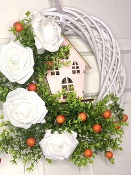 Biały wieniec na drzwi Róże Domek Prezent Kwiaty