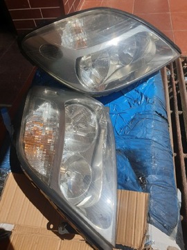 Lampy przednie Renault Scenic Lift