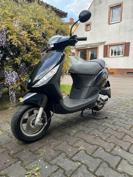 Skuter Piaggio Zip 50 mało używany, zadbany