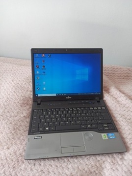 Fujitsu lifebook P702 i5 4G laptop