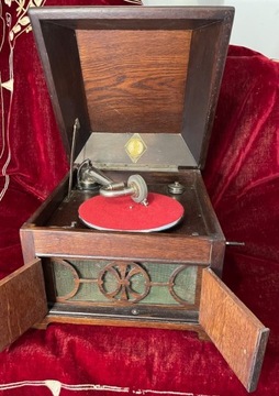 Stary gramofon patefon płyty szelakowe 
