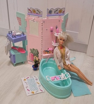 Zestaw łazienkowy Mattel dla Barbie + lalka Barbie