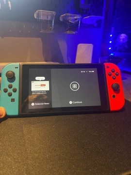 Konsola NINTENDO Switch + gratisy!