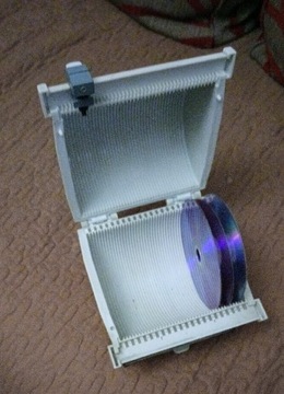 Pudełko na płyty CD i DVD