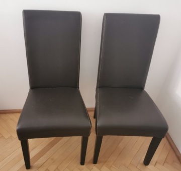 Dwa skórzane krzesła 