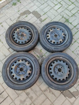 Felgi z oponami wielosezonowymi 155/65R14 4x100 