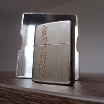 Zippo dla kolekcjonera 103WG SILVER PLATE 24 gold