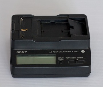 Zasilacz sieciowy Sony AC-V700