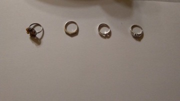 Zestaw pierścionków ze srebra