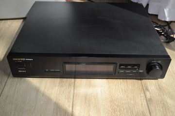 Świetny tuner radio Onkyo Integra T-4711