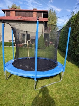 Trampolina ogrodowa