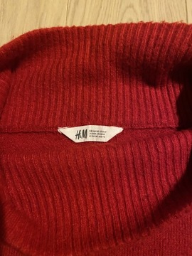 Sweter H&M, 134-140, ciekawy dekolt.
