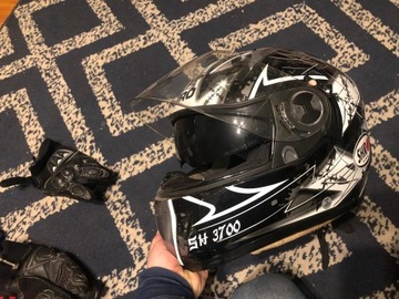 kask motocyklowy Shiro Monza SH-3700 M i rękawice