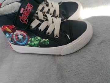 Buty H&M Marvel do kostki rozm.25