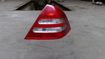 Mercedes-Benz w211 przed liftem lampa prawa tylna