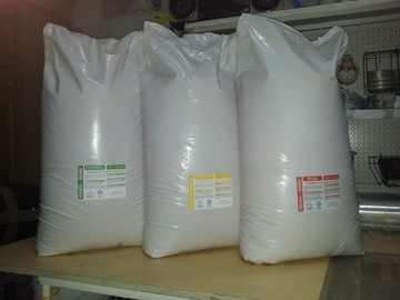 Sorbent sypki do oleju, benzyny - worek 20Kg/40L