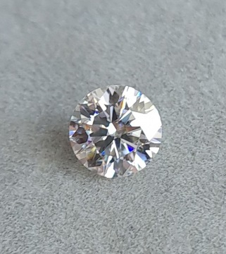 Moissanit 1.2 ct biały VVS1/D Certyfikat GRA