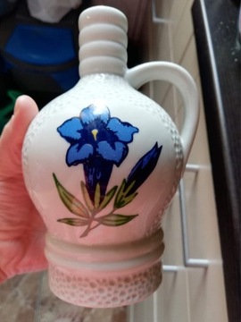 Mały stary wazon porcelanowy ceramiczny 