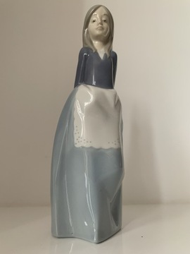 NAO LLADRO , figurka porcelanowa 24 cm 