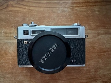 Yashica Electro 35 GS