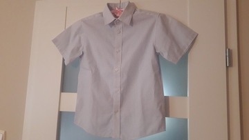 Koszula  biało-niebieska, krótki   rękaw  122-134