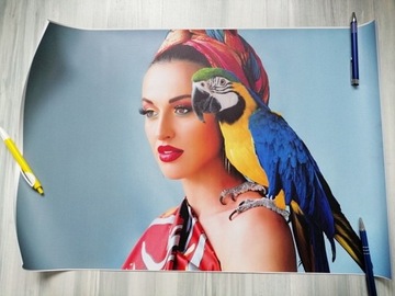 Plakat / poster kobieta w turbanie z papugą