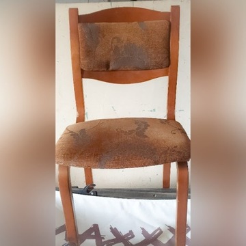 krzesła drewniane tapicerowane ok.50szt