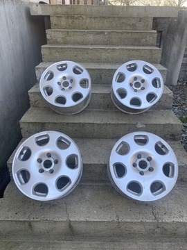 Oryginalne felgi aluminiowe 5x112 16 Audi 