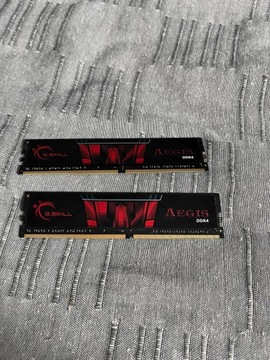 Barrette mémoire RAM DDR4 Trident Z RGB 16 Go (Kit 2x8Go) G.Skill PC19200  (2400 Mhz) G.SKILL 118309 Pas Cher 