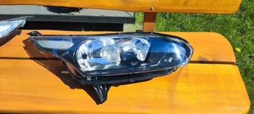 Lampa przód ford connect MK2 prawa 