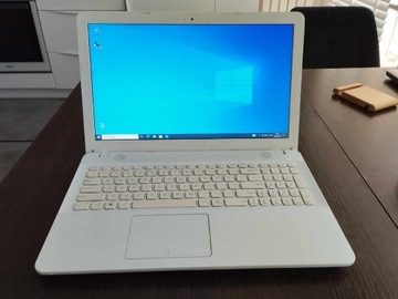 Laptop Asus F541U biały 