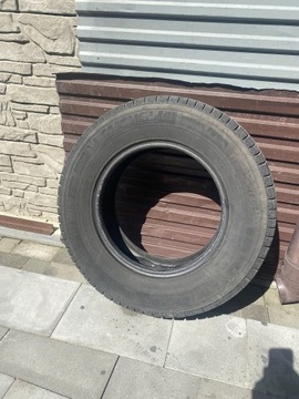 Opony Michelin 215/75 R 16C