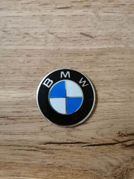 Naklejka Dekiel Logo BMW kierownica